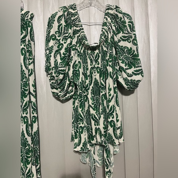 Bali Adventures Pant Set - Picture 7 of 13